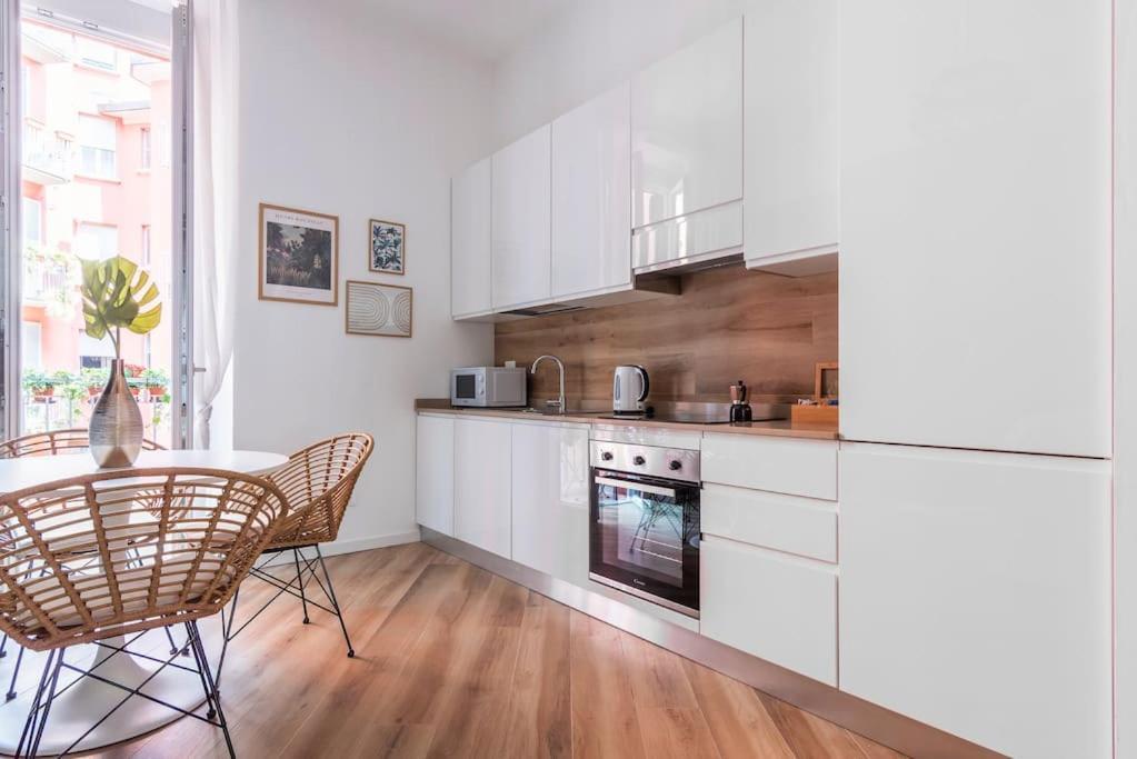 New Jungle & Charming Flat - Zona De Angeli Apartment Милано Екстериор снимка