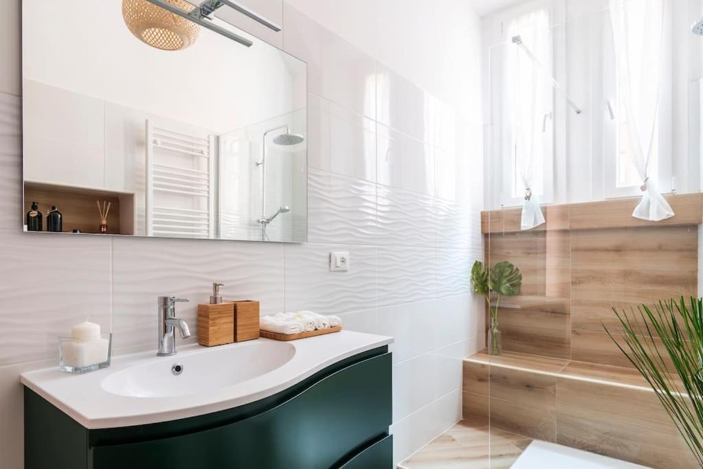 New Jungle & Charming Flat - Zona De Angeli Apartment Милано Екстериор снимка