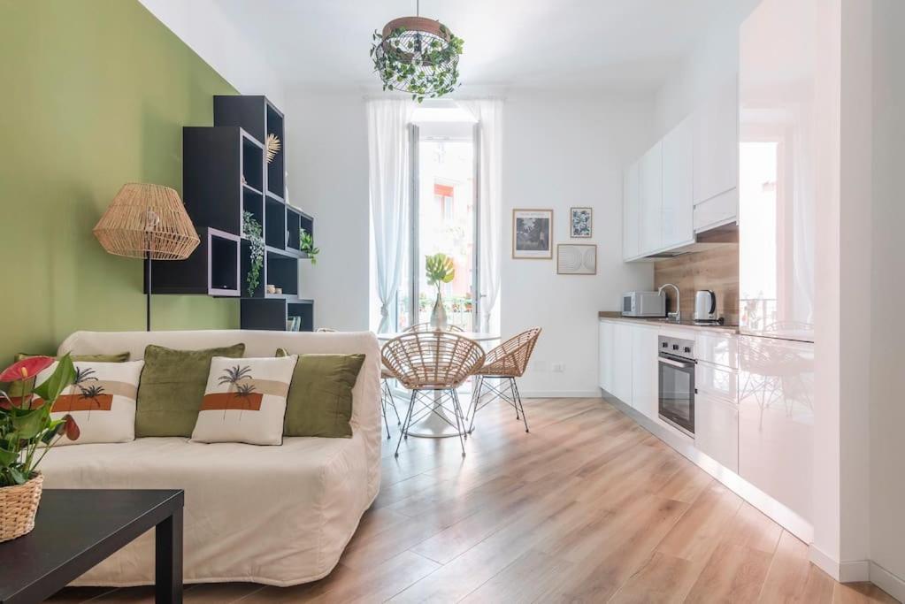 New Jungle & Charming Flat - Zona De Angeli Apartment Милано Екстериор снимка